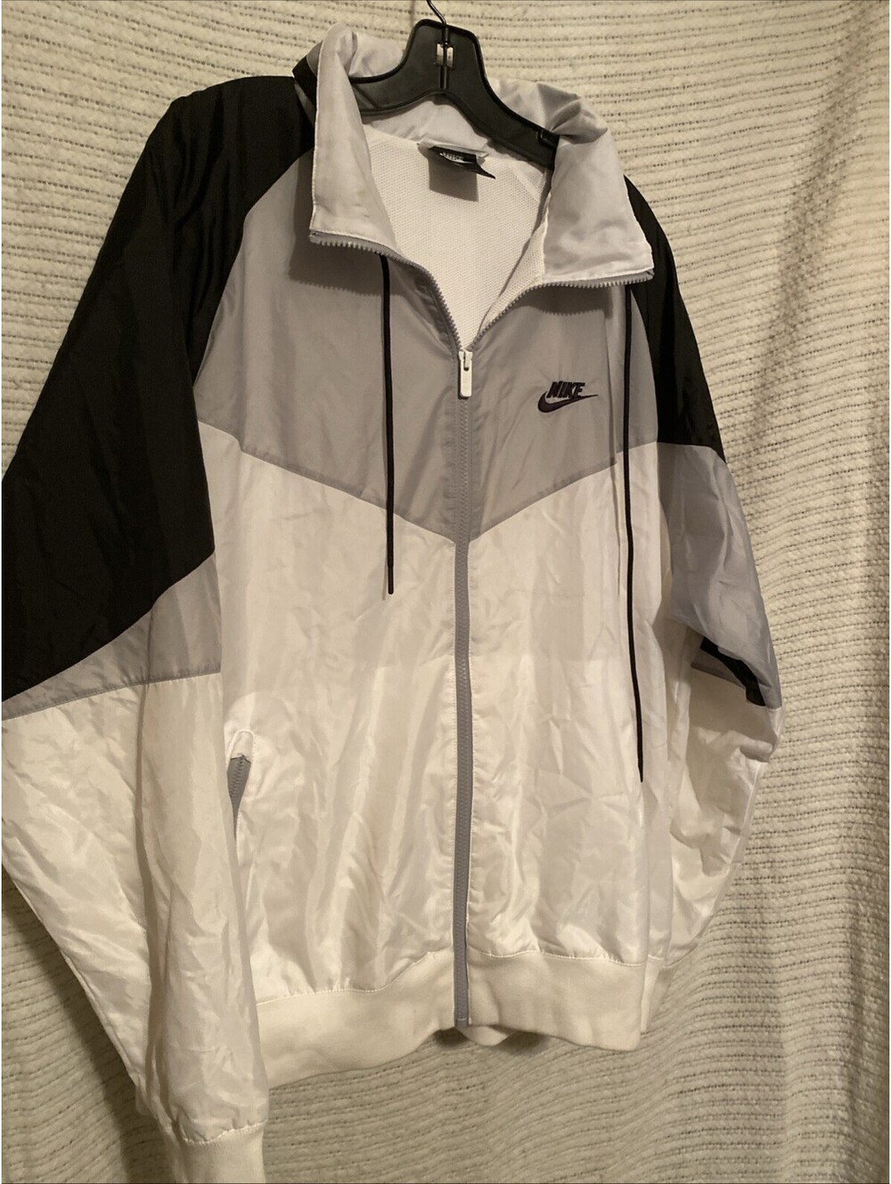 Nike Windrunner Hooded Windbreaker Jacket Gray White Black Swoosh Men’s XL